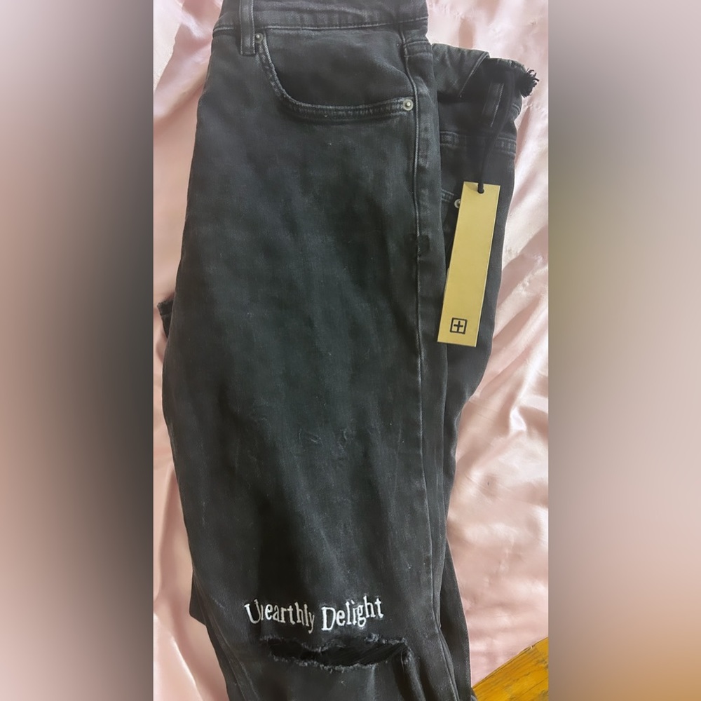 KSUBI CHITCH++Mid-long rise slim tapered leg ( full length) skinny fit. size 32.
